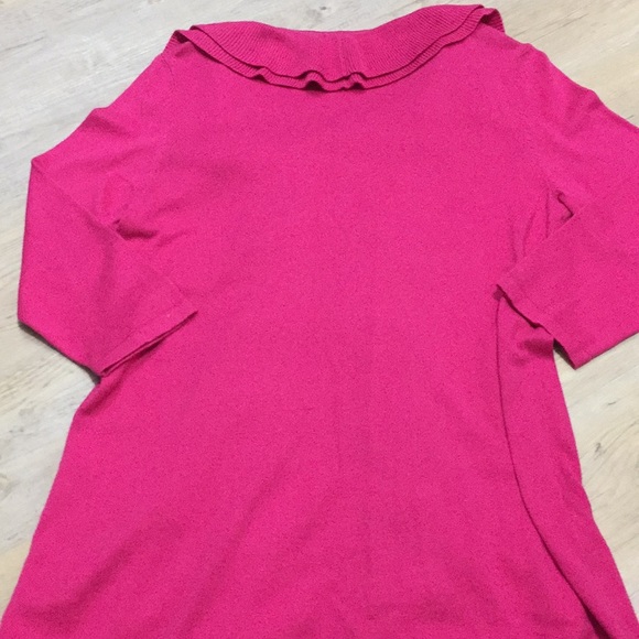 Peter Nygard cardigan ***** FINAL REDUCTION ***** - Picture 4 of 4